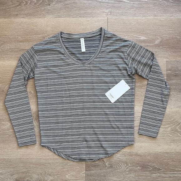 Athleta Tops - Athleta Cloudlight Long Sleeve Striped Top - Size XS